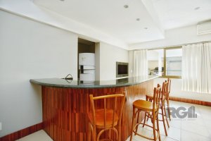Apartamento com 90m², 2 dormitórios no bairro Petrópolis em Porto Alegre para Alugar