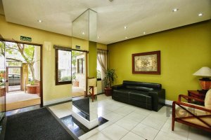 Apartamento com 90m², 2 dormitórios no bairro Petrópolis em Porto Alegre para Alugar