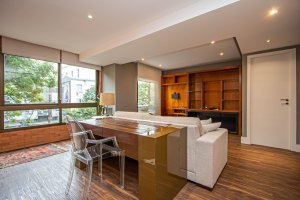 Apartamento com 90m², 2 dormitórios no bairro Petrópolis em Porto Alegre para Alugar