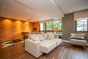 Apartamento com 90m², 2 dormitórios no bairro Petrópolis em Porto Alegre para Alugar
