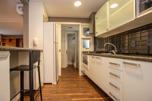 Apartamento com 90m², 2 dormitórios no bairro Petrópolis em Porto Alegre para Alugar
