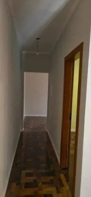 Casa com 159m², 2 dormitórios no bairro Rio Branco em Porto Alegre para Alugar