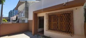 Casa com 159m², 2 dormitórios no bairro Rio Branco em Porto Alegre para Alugar