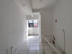 Loja com 35m² no bairro Moinhos de Vento em Porto Alegre para Alugar