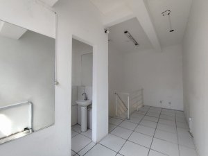 Loja com 35m² no bairro Moinhos de Vento em Porto Alegre para Alugar