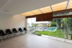 Casa com 450m², 4 dormitórios no bairro Cristal em Porto Alegre para Alugar