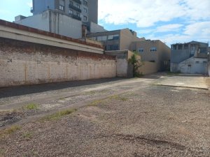 Terreno com 561m² no bairro Floresta em Porto Alegre para Alugar