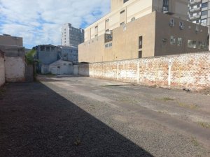 Terreno com 561m² no bairro Floresta em Porto Alegre para Alugar