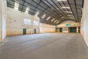 Depósito com 600m² no bairro Navegantes em Porto Alegre para Alugar