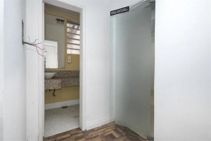 Casa com 240m², 4 dormitórios no bairro Petrópolis em Porto Alegre para Alugar