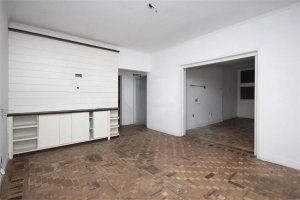 Casa com 240m², 4 dormitórios no bairro Petrópolis em Porto Alegre para Alugar