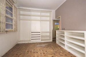 Casa com 240m², 4 dormitórios no bairro Petrópolis em Porto Alegre para Alugar