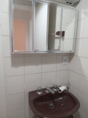 Apartamento com 75m², 2 dormitórios no bairro Petrópolis em Porto Alegre para Alugar