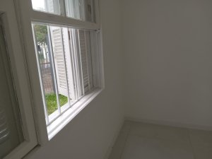 Apartamento com 75m², 2 dormitórios no bairro Petrópolis em Porto Alegre para Alugar