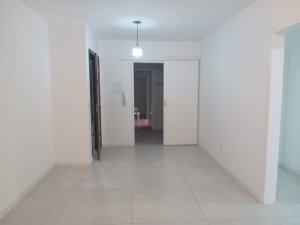 Apartamento com 75m², 2 dormitórios no bairro Petrópolis em Porto Alegre para Alugar