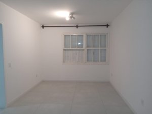 Apartamento com 75m², 2 dormitórios no bairro Petrópolis em Porto Alegre para Alugar