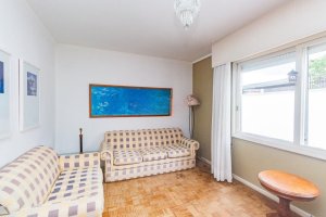 Apartamento com 75m², 2 dormitórios no bairro Petrópolis em Porto Alegre para Alugar