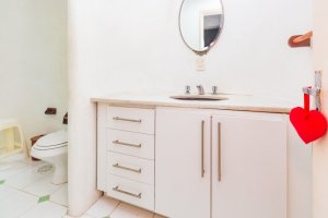 Apartamento com 75m², 2 dormitórios no bairro Petrópolis em Porto Alegre para Alugar