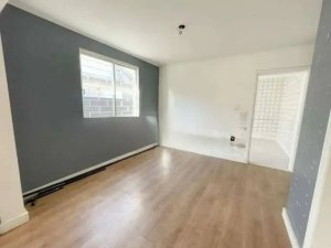 Casa com 163m², 3 dormitórios no bairro São Sebastião em Porto Alegre para Alugar