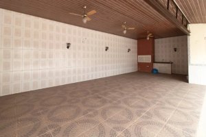 Casa com 310m², 3 dormitórios no bairro Menino Deus em Porto Alegre para Alugar