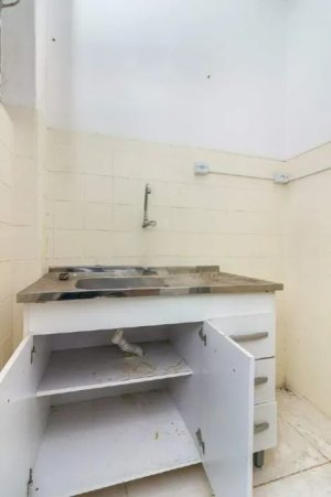 Loja com 52m² no bairro Centro Histórico em Porto Alegre para Alugar