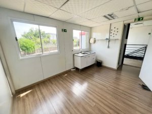 Prédio Comercial no bairro Navegantes em Porto Alegre para Alugar
