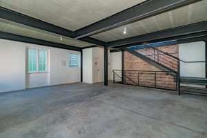 Prédio Comercial com 215m² no bairro Centro Histórico em Porto Alegre para Alugar
