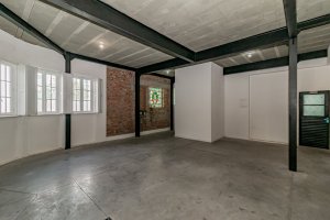 Prédio Comercial com 215m² no bairro Centro Histórico em Porto Alegre para Alugar