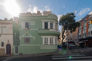 Prédio Comercial com 215m² no bairro Centro Histórico em Porto Alegre para Alugar