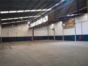 Depósito com 1.140m² no bairro Navegantes em Porto Alegre para Alugar
