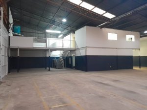 Depósito com 1.140m² no bairro Navegantes em Porto Alegre para Alugar