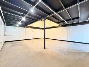 Depósito com 163m² no bairro Navegantes em Porto Alegre para Alugar