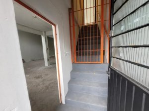 Depósito com 512m² no bairro Sarandi em Porto Alegre para Alugar