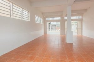 Depósito com 148m² no bairro Santa Maria Goretti em Porto Alegre para Alugar