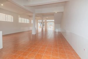 Depósito com 148m² no bairro Santa Maria Goretti em Porto Alegre para Alugar