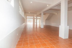 Depósito com 148m² no bairro Santa Maria Goretti em Porto Alegre para Alugar