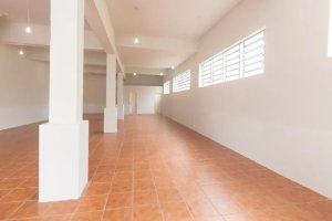 Depósito com 148m² no bairro Santa Maria Goretti em Porto Alegre para Alugar