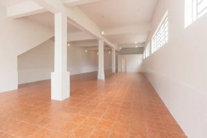 Depósito com 148m² no bairro Santa Maria Goretti em Porto Alegre para Alugar