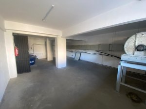 Loja com 623m² no bairro Cristo Redentor em Porto Alegre para Alugar