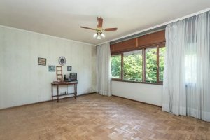 Casa com 387m², 3 dormitórios no bairro Vila Ipiranga em Porto Alegre para Alugar