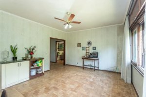 Casa com 387m², 3 dormitórios no bairro Vila Ipiranga em Porto Alegre para Alugar
