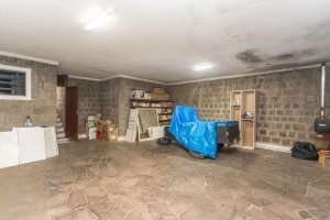 Casa com 387m², 3 dormitórios no bairro Vila Ipiranga em Porto Alegre para Alugar