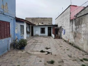 Casa com 230m², 3 dormitórios no bairro Sarandi em Porto Alegre para Alugar