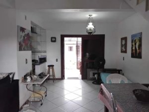 Casa com 230m², 3 dormitórios no bairro Sarandi em Porto Alegre para Alugar