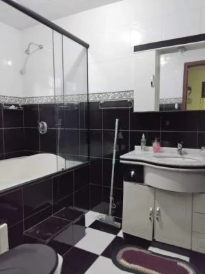Casa com 230m², 3 dormitórios no bairro Sarandi em Porto Alegre para Alugar