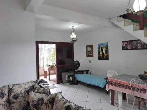 Casa com 230m², 3 dormitórios no bairro Sarandi em Porto Alegre para Alugar