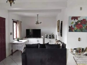 Casa com 230m², 3 dormitórios no bairro Sarandi em Porto Alegre para Alugar
