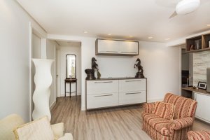 Apartamento com 303m², 4 dormitórios no bairro Petrópolis em Porto Alegre para Alugar