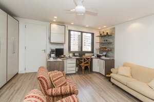 Apartamento com 303m², 4 dormitórios no bairro Petrópolis em Porto Alegre para Alugar