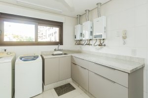 Apartamento com 303m², 4 dormitórios no bairro Petrópolis em Porto Alegre para Alugar